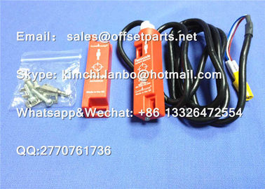 China 02067 5BE-M400-010 komori safety switch for L440 machine offset printing machine spare parts supplier